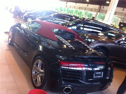 2021款奥迪R8两门两座软顶敞篷5.2跑车 