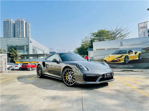 平行进口保时捷911两门四座硬顶跑车   