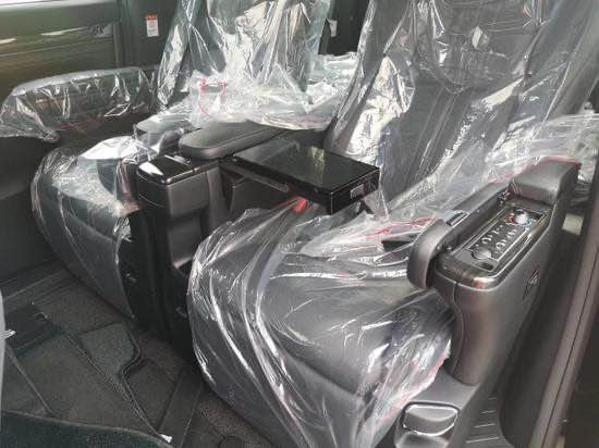 雷克萨斯LM300h价格 凌志高端商务车