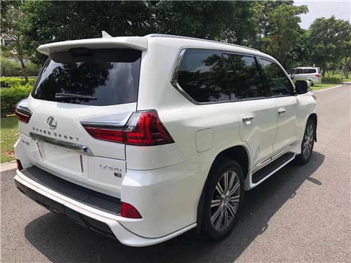 21款国六雷克萨斯LX570黑武士限量版   