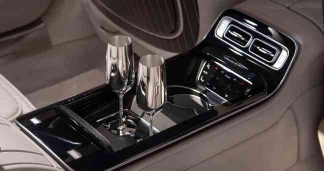 听引擎声浪轰鸣2021款迈巴赫S450 S580 