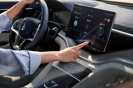 龙魂美学再进阶 全球首款宽体超混SUV比亚迪宋PLUS DM-i来了