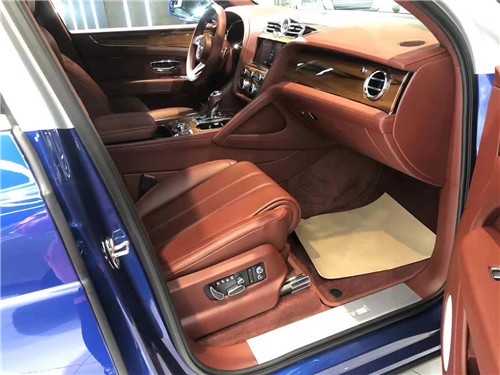 2021款宾利添越 新时代的典范更有排面 