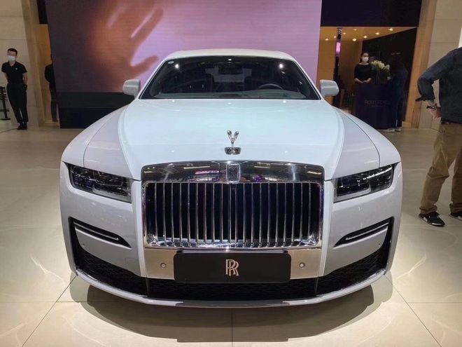 新劳斯莱斯古思特特惠大尺寸豪车大哥大