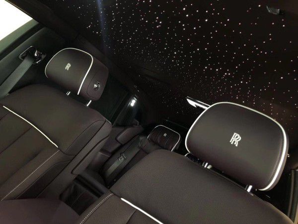 劳斯莱斯幻影加长版四座双腰线星空顶秒