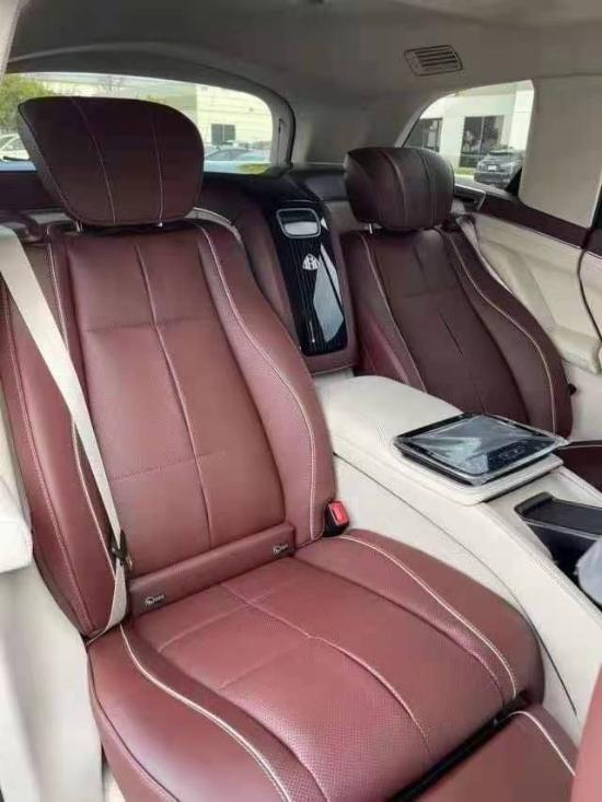 21款迈巴赫GLS600黑色国六预售可看车  