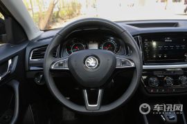 上汽斯柯达-柯米克-改款 GT TSI230 DSG旗舰版 国VI