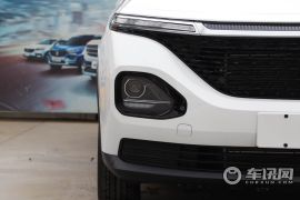 宝骏-宝骏RM-5-1.5T CVT 24小时在线豪华型 5座  ￥10.58