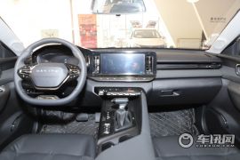 宝骏-宝骏RC-5-1.5T CVT智耀旗舰型  ￥10.98