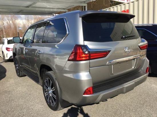 21款雷克萨斯LX570报价 SUV华丽惹人爱 