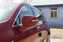 通用凯迪拉克-XT4-28T 四驱铂金版