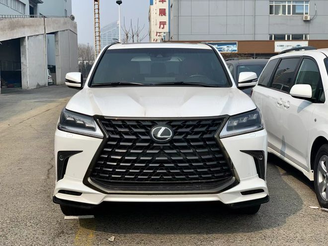 21款雷克萨斯LX570黑耀版全球限量500台