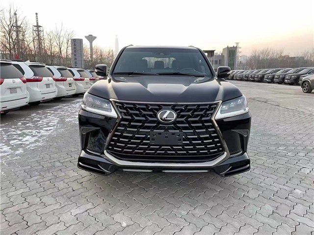 2021款美规版雷克萨斯LX570八座现车   
