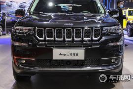 广汽菲克-大指挥官-2.0T 两驱领先版