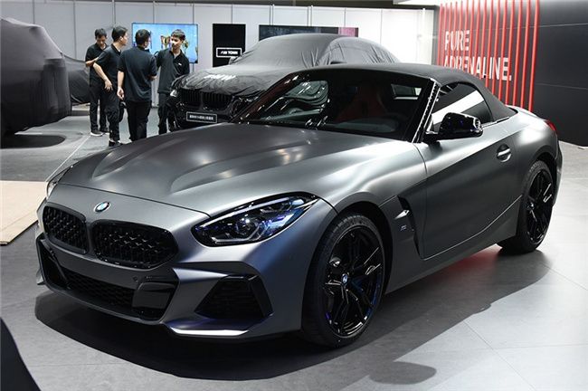 武汉宝马Z4售价48.88万元起 颜色可选  