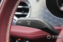 宾利-宾利添越-4.0T V8  ￥249.9