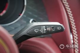 宾利-宾利添越-4.0T V8  ￥249.9