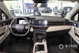 领克-领克06-1.5T 耀Halo  ￥13.86