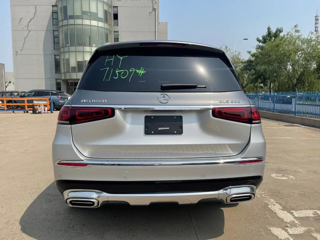 美规奔驰迈巴赫GLS600 双拼色现车供应 