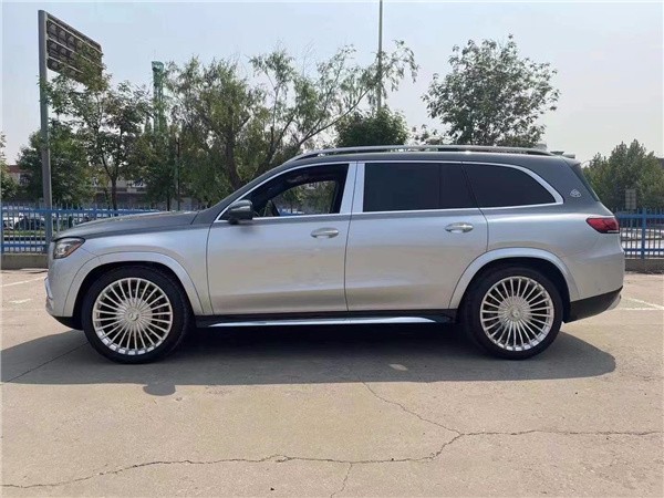 奔驰迈巴赫GLS600 最新魔毯悬挂让人醉 