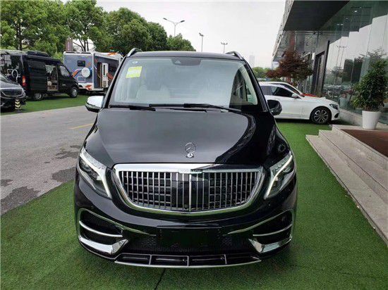 2021款奔驰V260迈巴赫版商务车价格下调