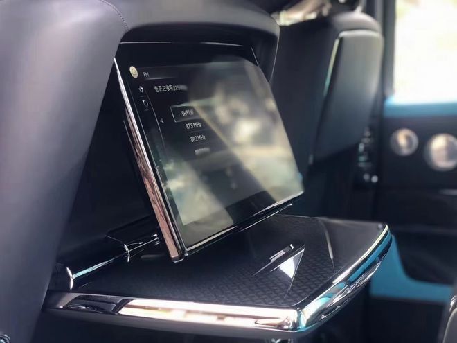 21款劳斯莱斯库里南国六报价优惠多少钱