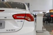 长安福特-福克斯-三厢 EcoBoost 180 自动锋潮型