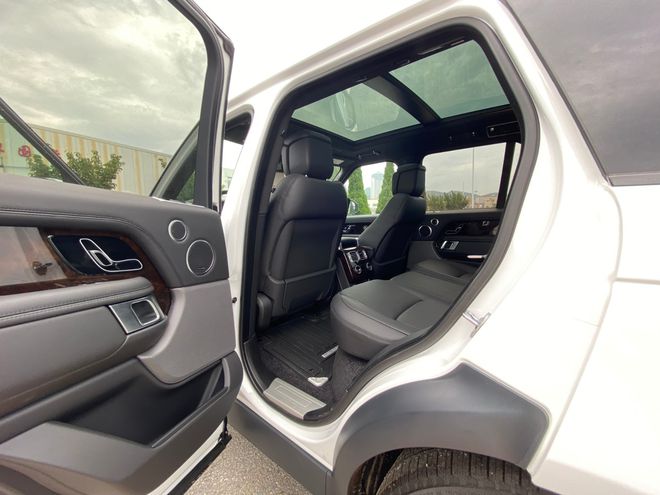 国六2021款路虎揽胜皇家一号越野现车  