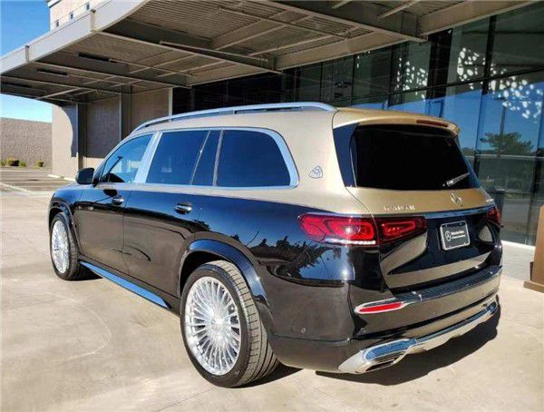 奔驰迈巴赫GLS600 顶级双拼至上奢华   
