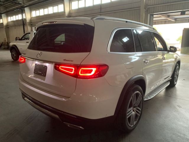 21款奔驰GLS580国六全新上市 报价144起