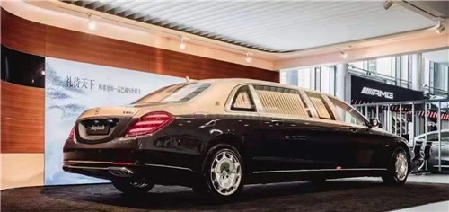 奔驰迈巴赫S680加长6.5米普尔曼实车   
