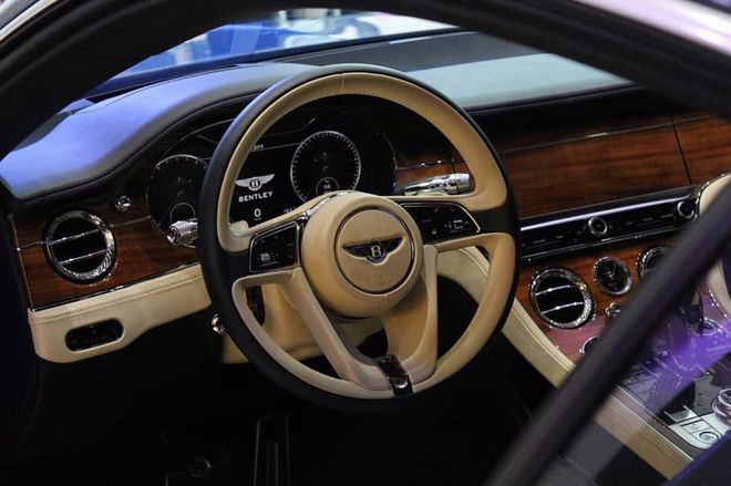 21款宾利欧陆GT 尊贵打造双门越野领袖 