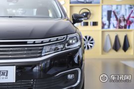 东风雪铁龙-雪铁龙C6-400THP 旗舰型