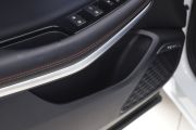 长安汽车-长安CS75-荣耀百万版 280T DCT领航型