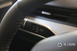 合众汽车-哪吒V-长续航智享版升级型