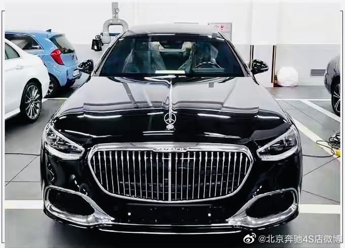 2022款奔驰迈巴赫S580 跟我一起来掀啊 