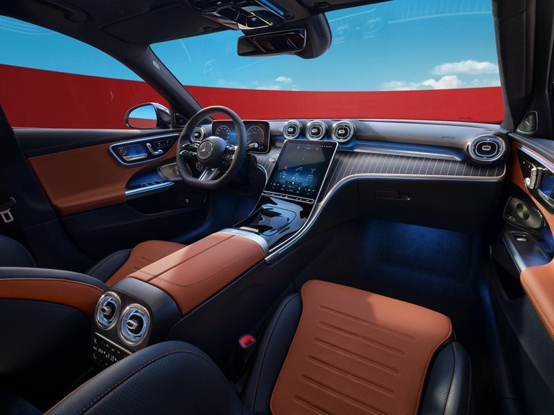 奔驰成都车展阵容：C级/S级上市，V级首秀