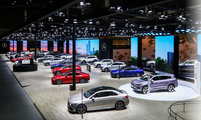 奔驰成都车展阵容:C级/S级上市,V级首秀