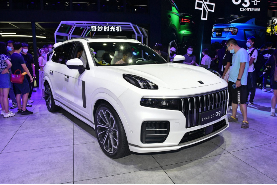 霸屏2021成都车展汽车智能化 百度Apollo稳居汽车智驾“C位”