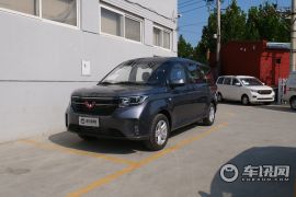 上汽通用五菱-五菱征程-1.5T 手动豪华型