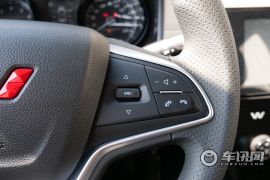 上汽通用五菱-五菱征程-1.5T 手动豪华型