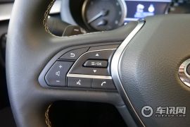 东风英菲尼迪-英菲尼迪QX50-2.0T 四驱菁英版