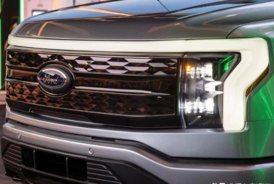 新知达人, 续航大约480公里 福特F-150闪电 四驱+最大563马力