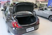 北京现代-名图-1.8L CVT LUX尊贵版