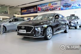 北京现代-名图-1.8L CVT LUX尊贵版