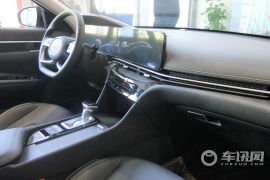 北京现代-名图-1.8L CVT LUX尊贵版