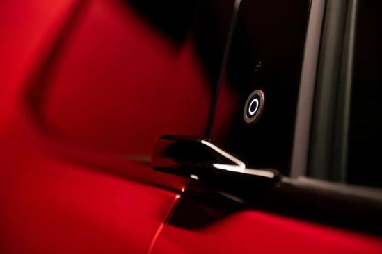 还看Model Y你就out了，这车外观更吸睛，关键是没有硬伤