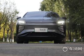 华人运通-高合HiPhi X-创始版6座