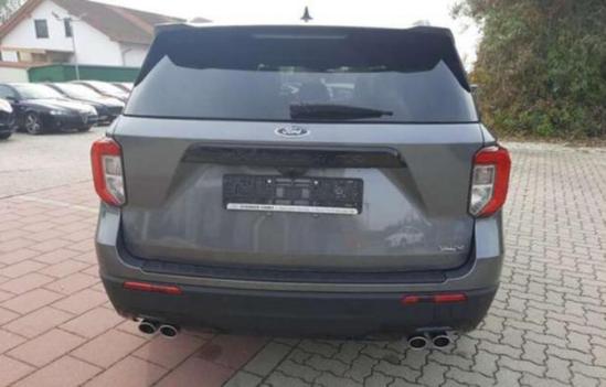 新知达人, 福特探险者实拍 前脸粗犷 V6发动机+电动机 三排7座布局