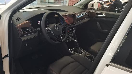 20万预算买SUV，大众途岳为啥能抢买昂科威的人？